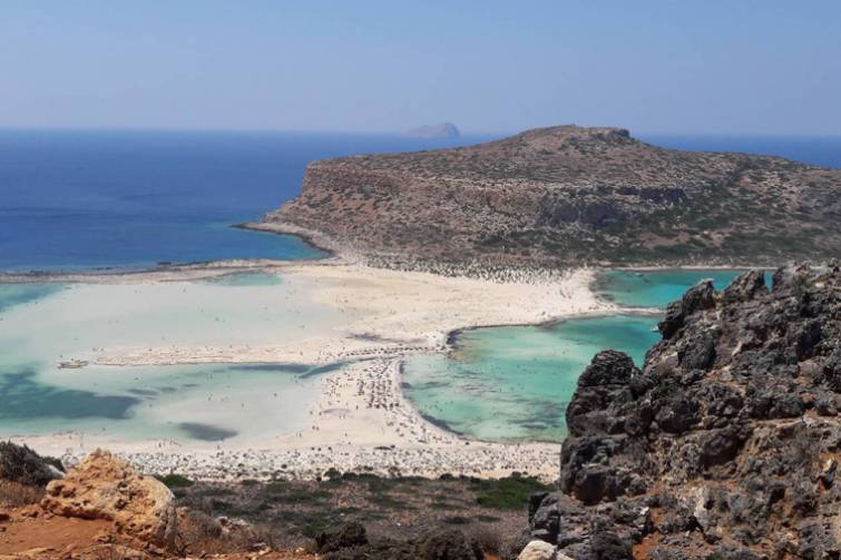 Dreamy Places in Greece: Top Instagrammable Spots You Can Only Reach by Car